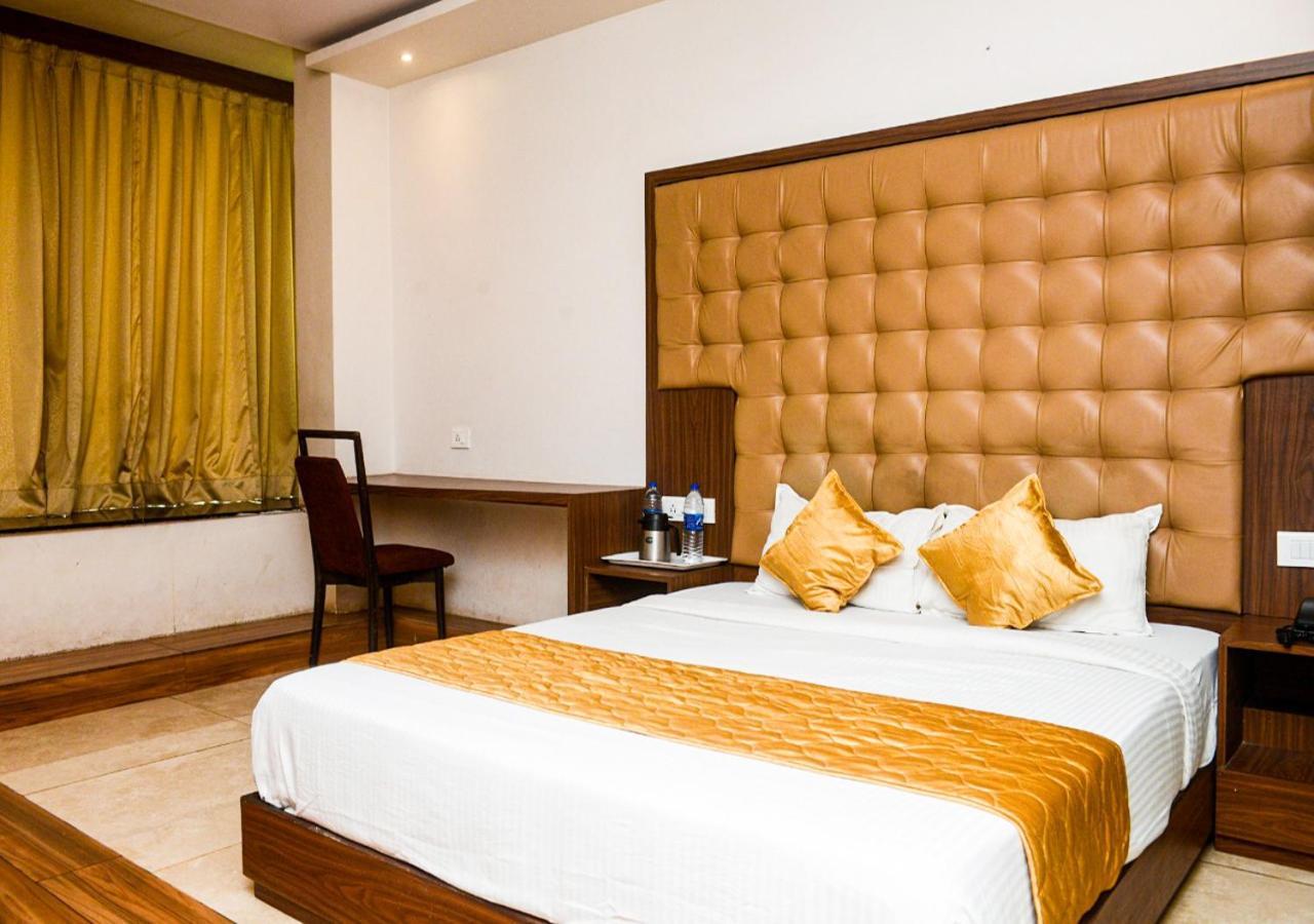 Hotel Bkc Inn - Near Trade Center, Visa Consulate Bombay Eksteriør billede