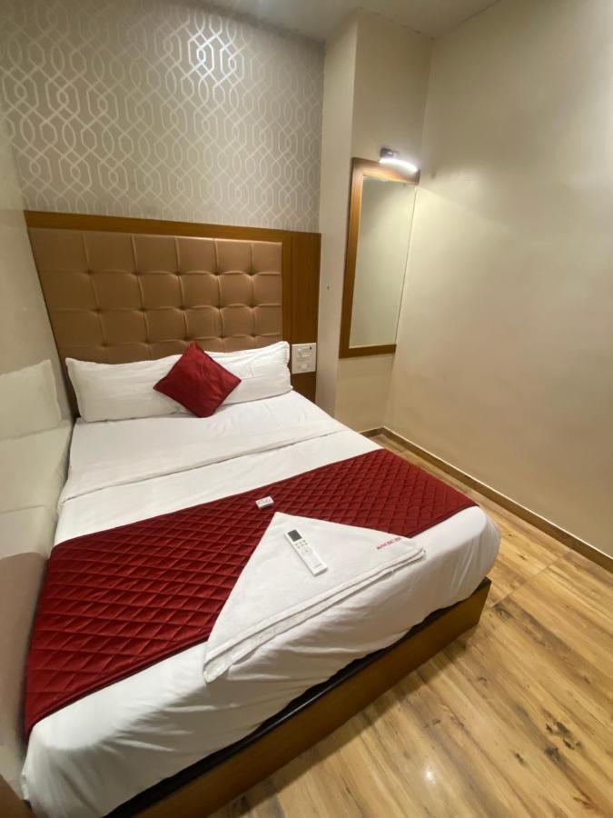 Hotel Bkc Inn - Near Trade Center, Visa Consulate Bombay Eksteriør billede