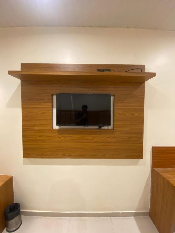 Hotel Bkc Inn - Near Trade Center, Visa Consulate Bombay Eksteriør billede