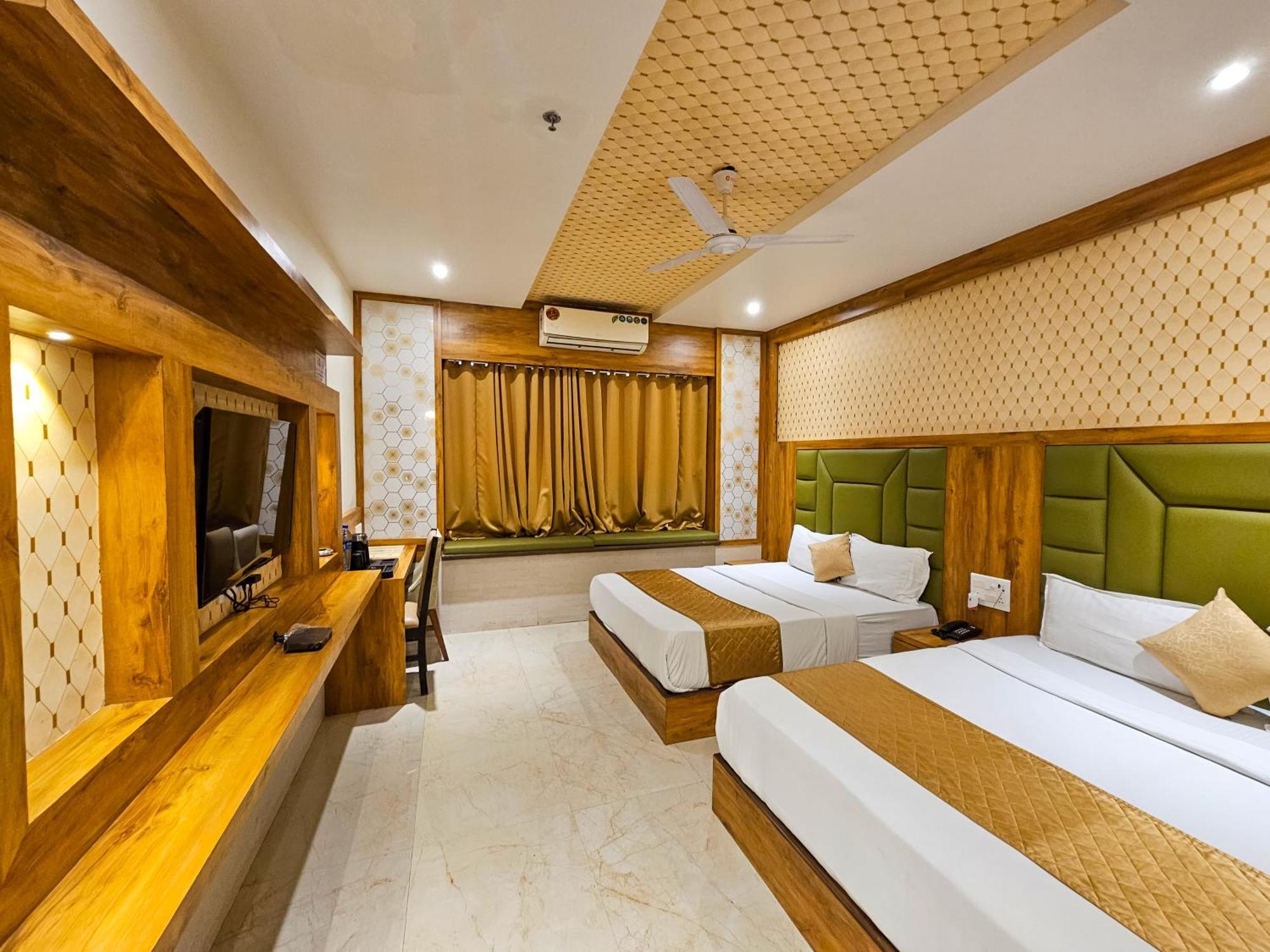 Hotel Bkc Inn - Near Trade Center, Visa Consulate Bombay Eksteriør billede