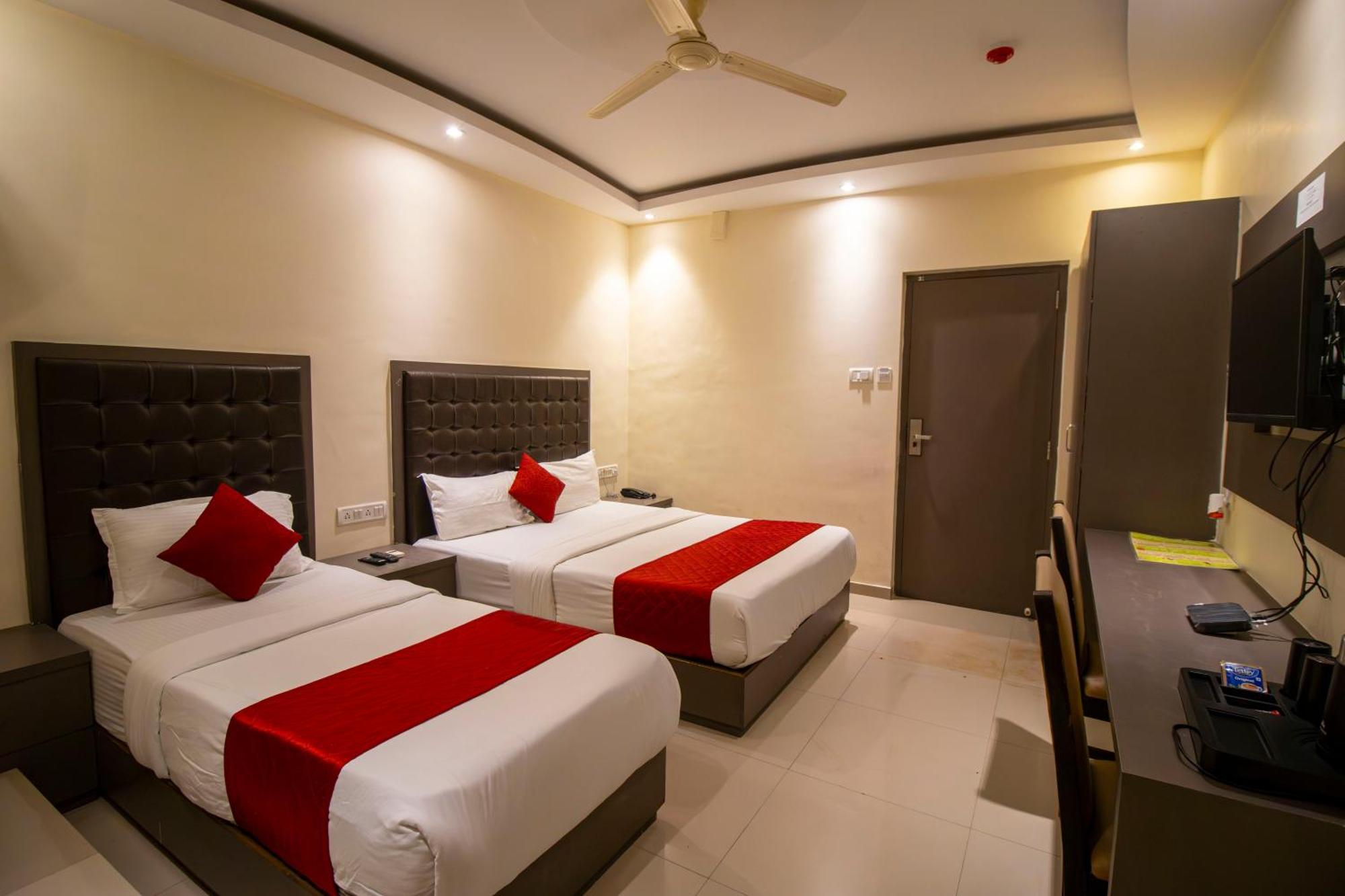 Hotel Bkc Inn - Near Trade Center, Visa Consulate Bombay Eksteriør billede
