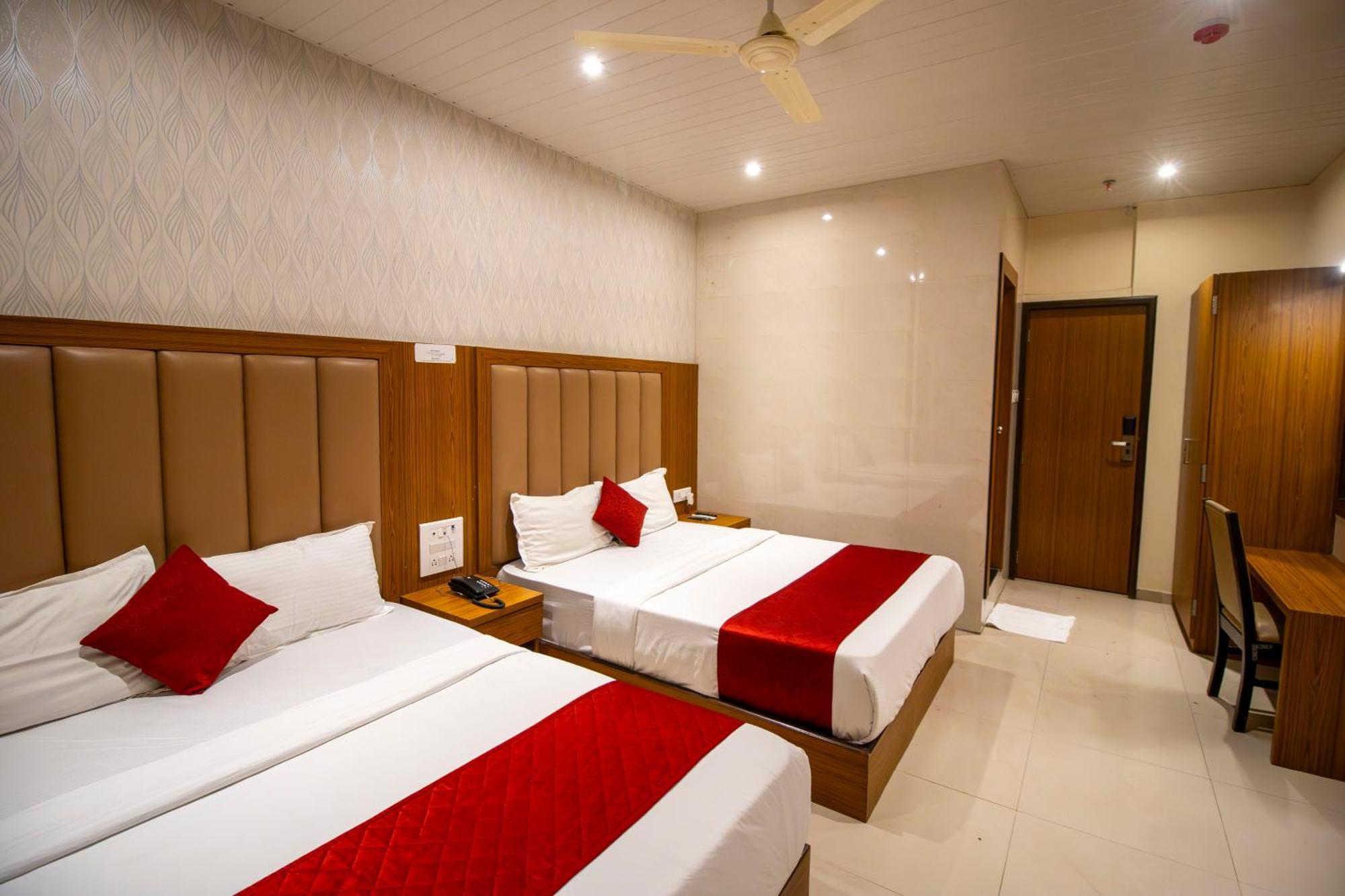 Hotel Bkc Inn - Near Trade Center, Visa Consulate Bombay Eksteriør billede